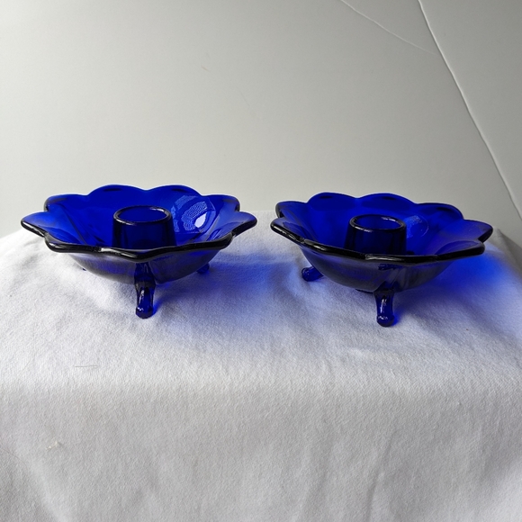 Vintage Fenton Cobalt Blue Glass 6 Petal 3 Footed Candle Holders - 2 - Picture 5 of 12